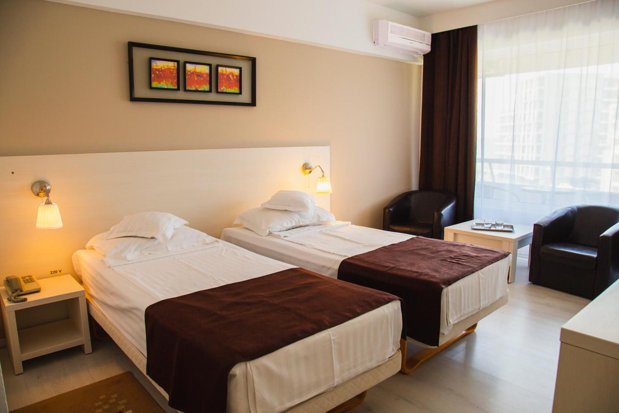 Hotel Ambasador มามายา ภายนอก รูปภาพ