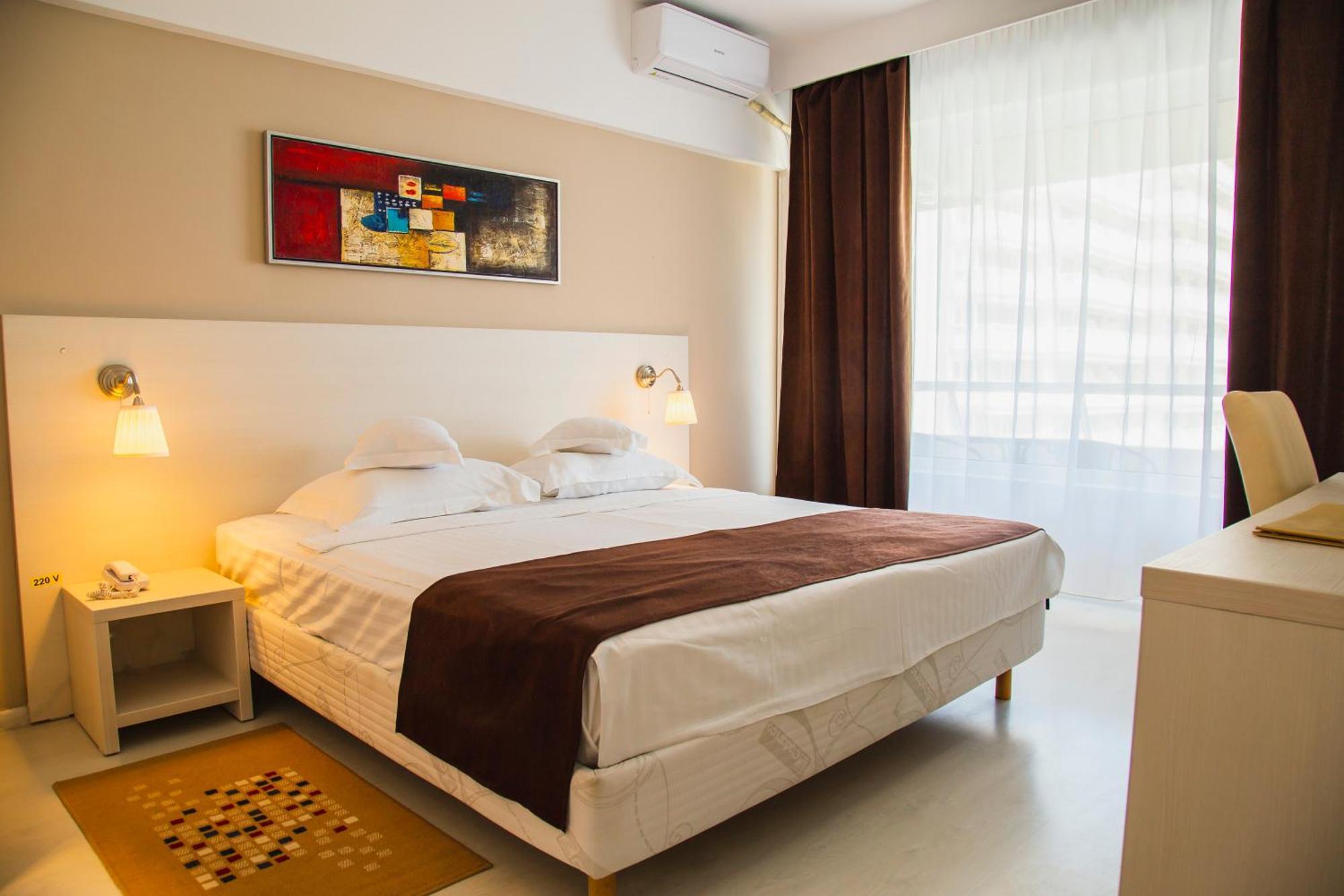 Hotel Ambasador มามายา ภายนอก รูปภาพ