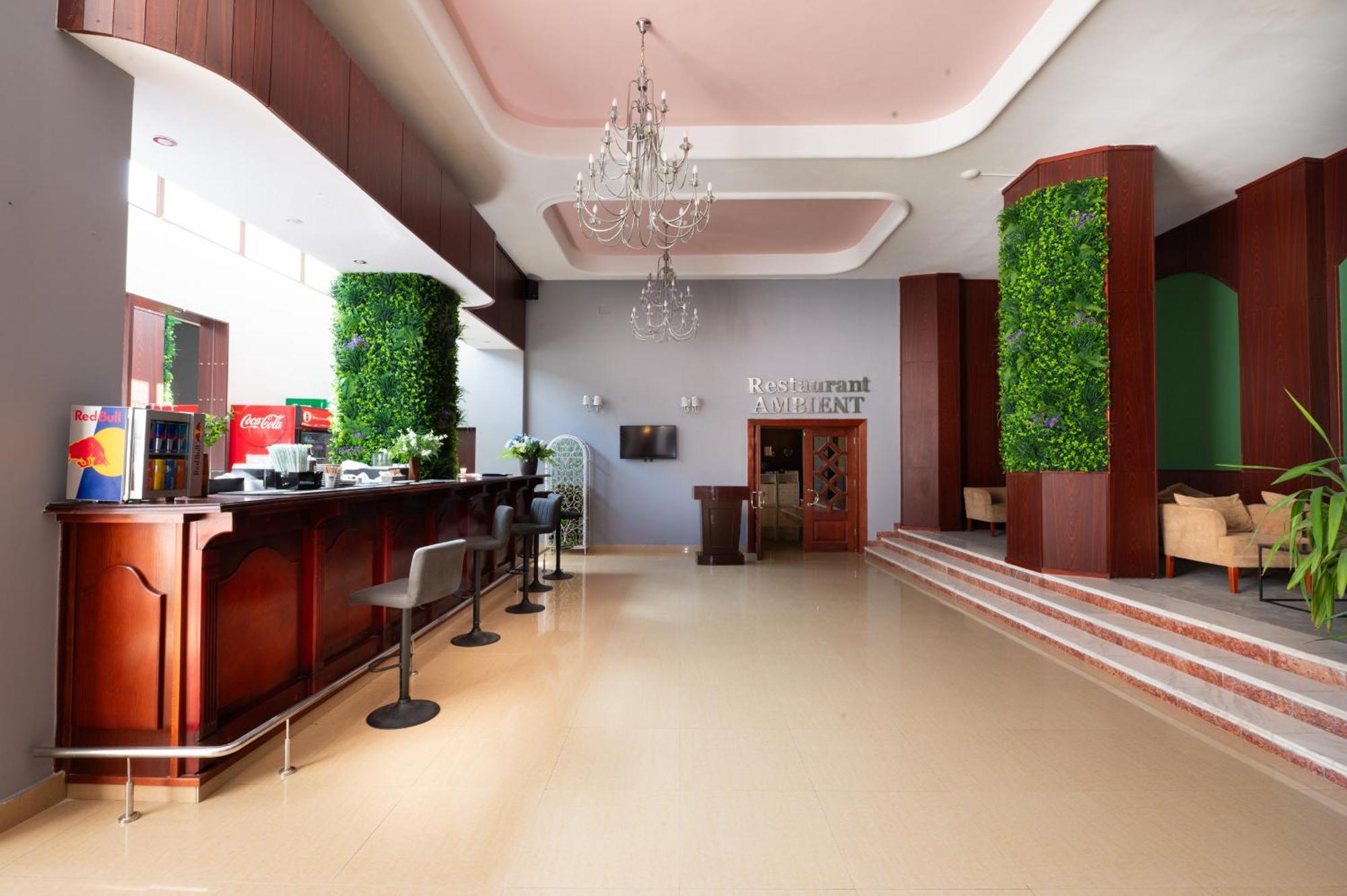 Hotel Ambasador มามายา ภายนอก รูปภาพ
