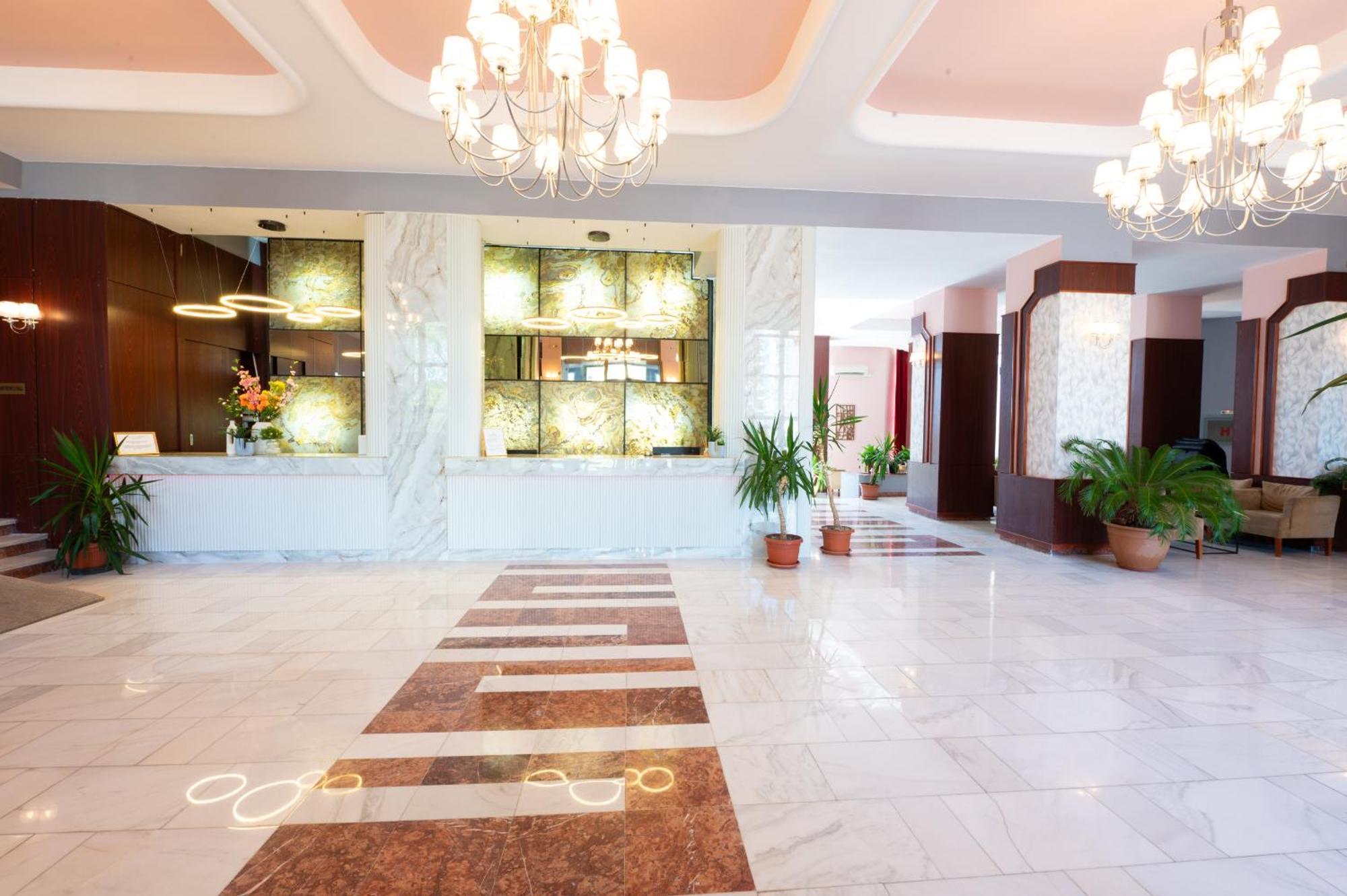Hotel Ambasador มามายา ภายนอก รูปภาพ